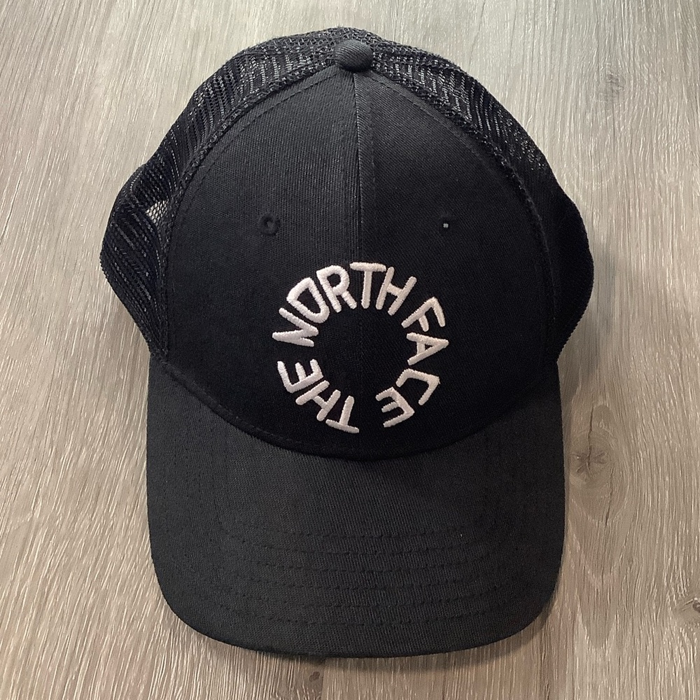 The north face black & white circle logo hat